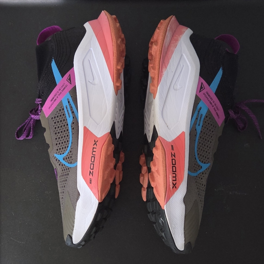 Nike ZoomX Zegama Trail Running Shoes - Picture 6 of 16